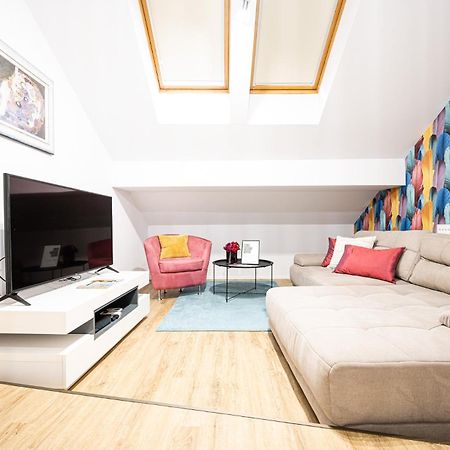 Saint Seven Apartamento Szeged Exterior foto