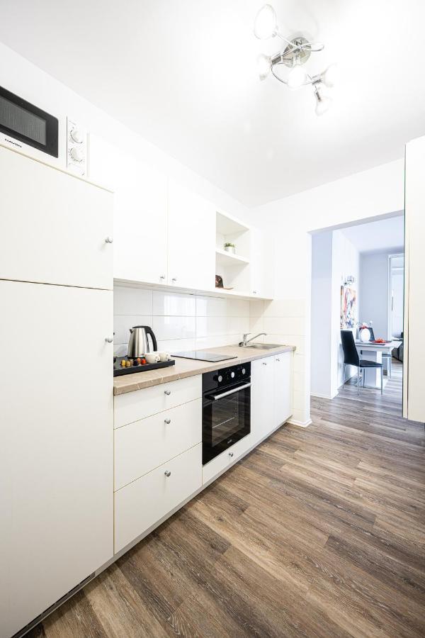 Saint Seven Apartamento Szeged Exterior foto
